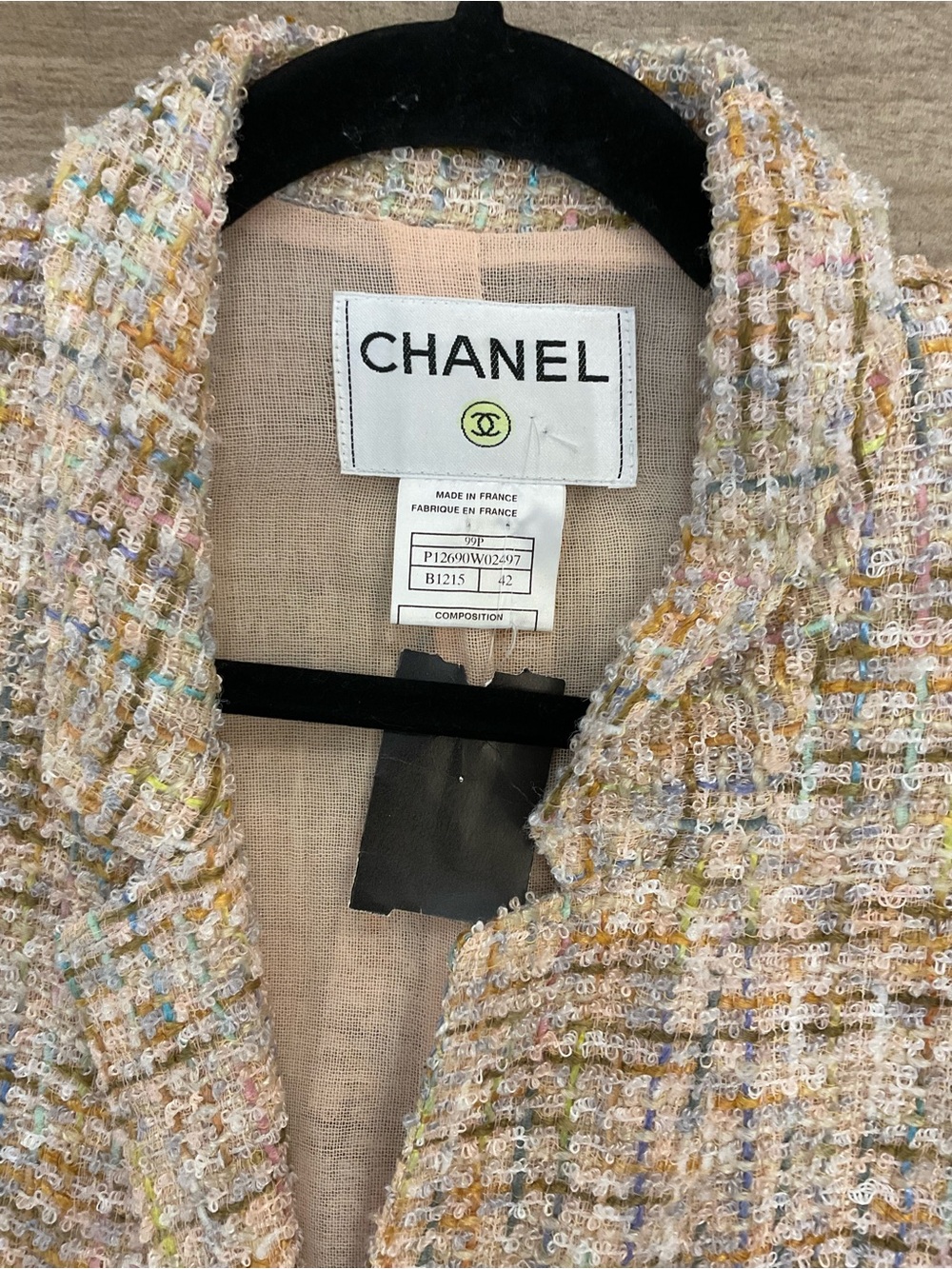 Chanel Jacket - Picture 3 of 7
